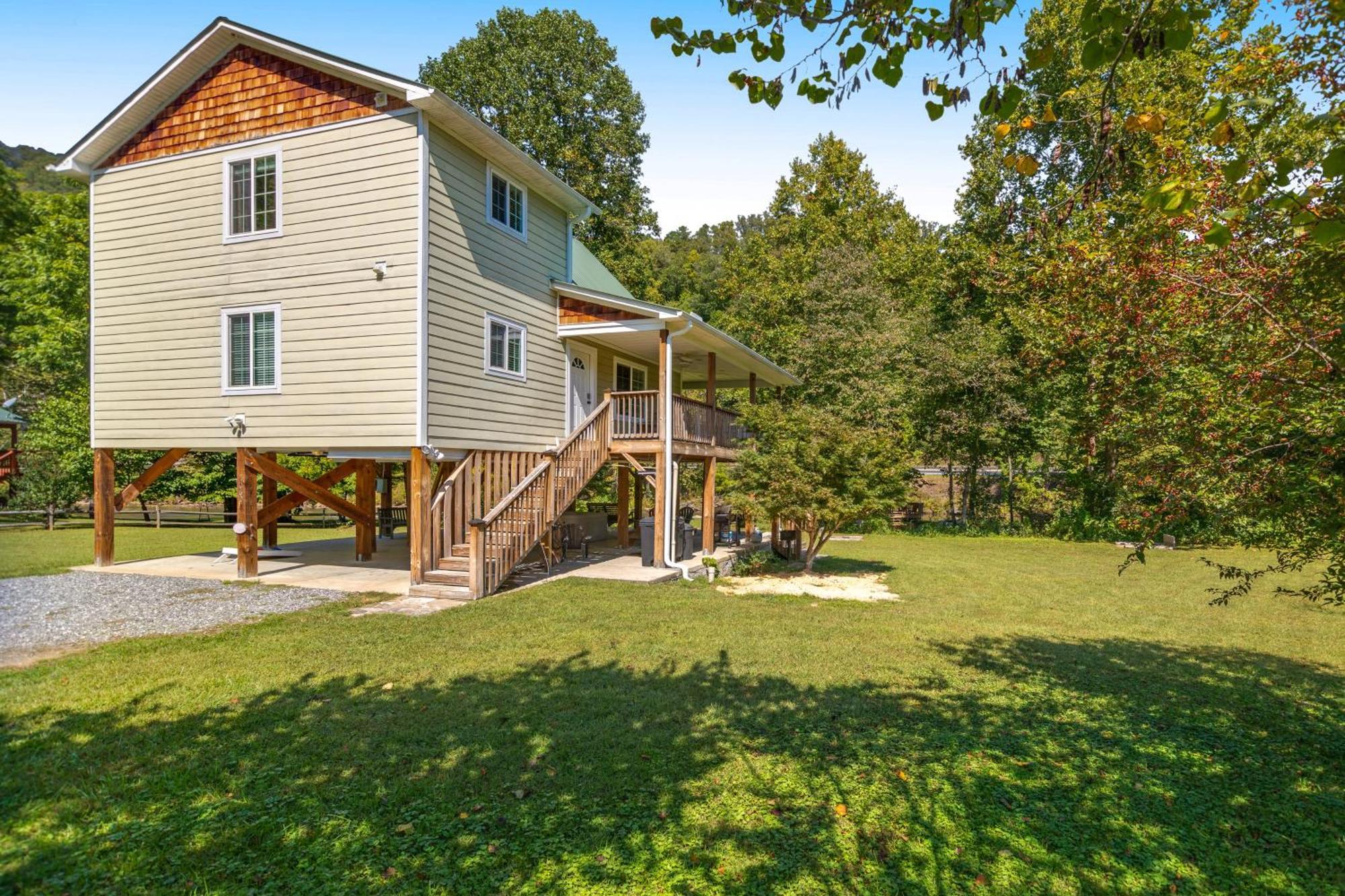 Full Stream Ahead Villa Whittier Exterior photo